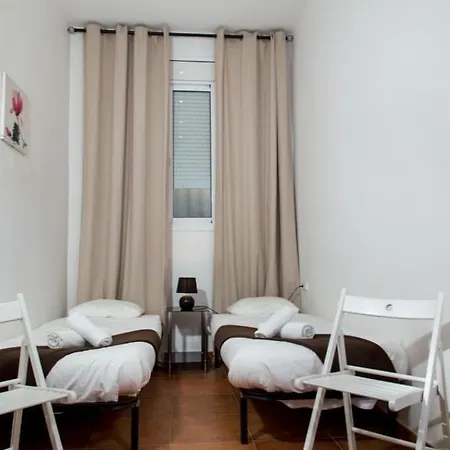 Sagrada Familia Apartamento *